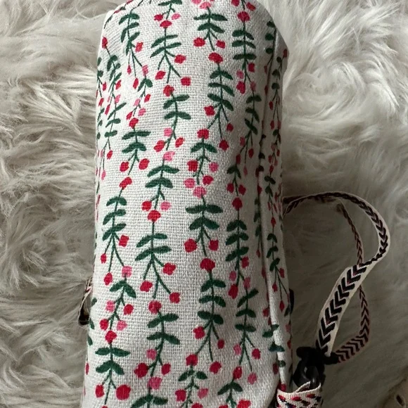 Linen Water or coffee bottle/thermos holder - Picture 2 of 13